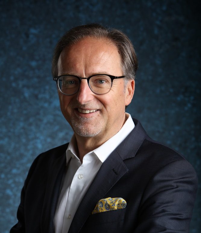 Photo Yanos Michopoulos ambassador New Energy Business School